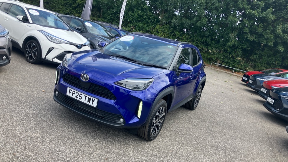 Toyota Yaris Cross 1.5 Hybrid Design 5dr CVT Hybrid Estate - Image 51