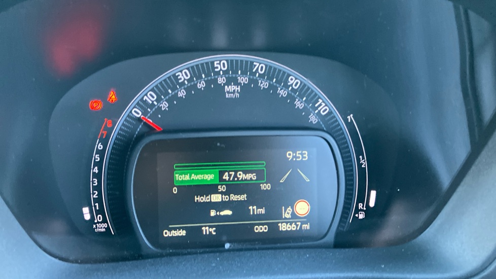 Toyota Aygo X 1.0 VVT-i Edge 5dr Petrol Hatchback - Image 11