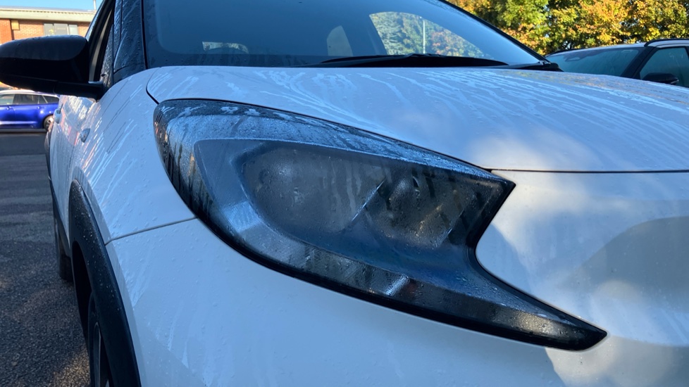 Toyota Aygo X 1.0 VVT-i Edge 5dr Petrol Hatchback - Image 20
