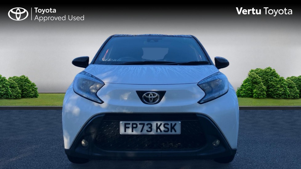 Toyota Aygo X 1.0 VVT-i Edge 5dr Petrol Hatchback - Image 22