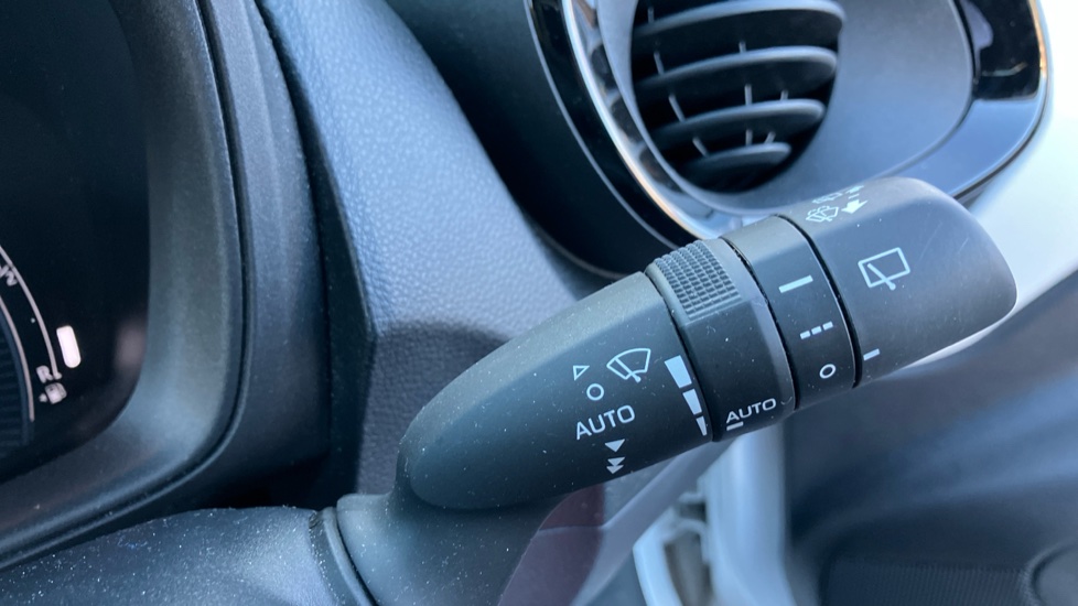 Toyota Aygo X 1.0 VVT-i Edge 5dr Petrol Hatchback - Image 36