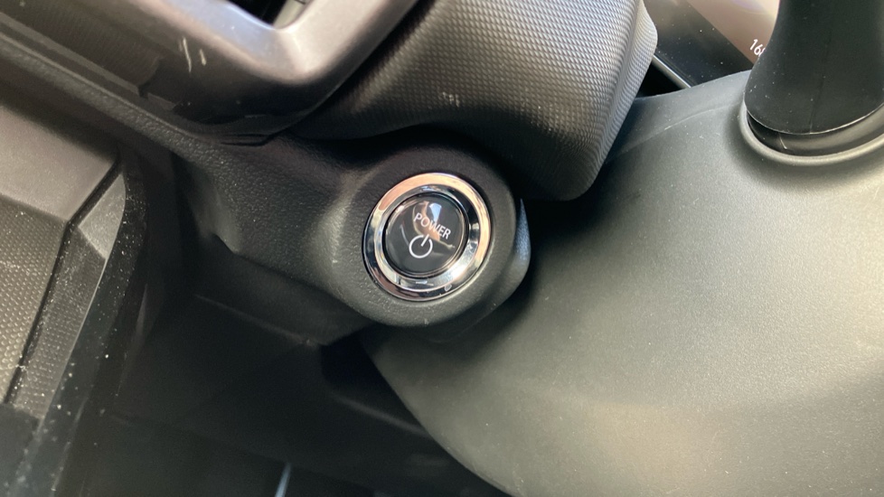 Toyota Urbancruiser 128kW Design 61kWh 5dr Auto Electric Estate - Image 16