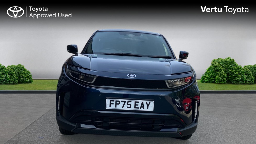 Toyota Urbancruiser 128kW Design 61kWh 5dr Auto Electric Estate - Image 22