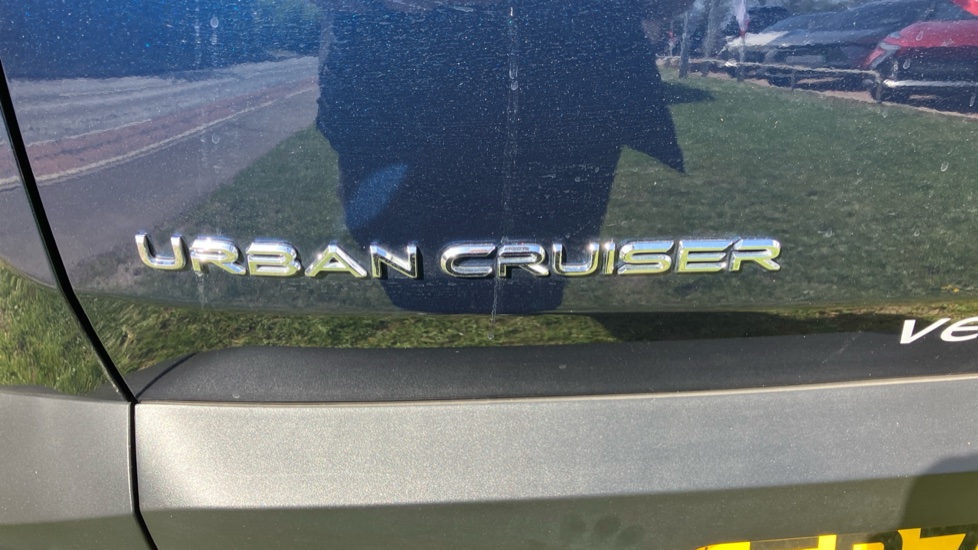Toyota Urbancruiser 128kW Design 61kWh 5dr Auto Electric Estate - Image 62