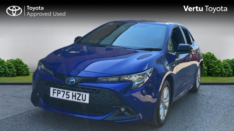 Toyota Corolla 2.0 Hybrid 178 Icon 5dr CVT Hybrid Hatchback - Image 3