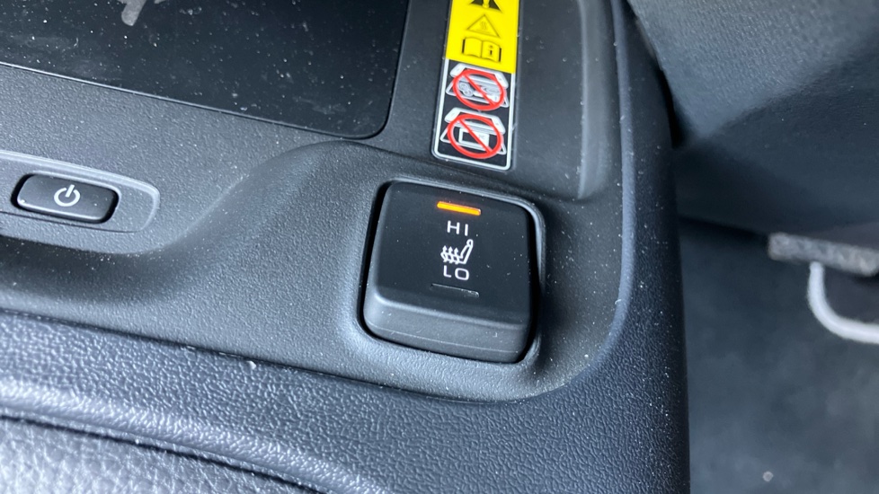 Toyota Corolla 2.0 Hybrid 178 Icon 5dr CVT Hybrid Hatchback - Image 45