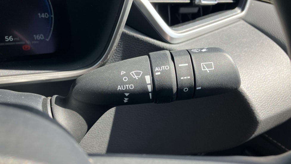 Toyota Corolla 1.8 Hybrid Design 5dr CVT Hybrid Hatchback - Image 37