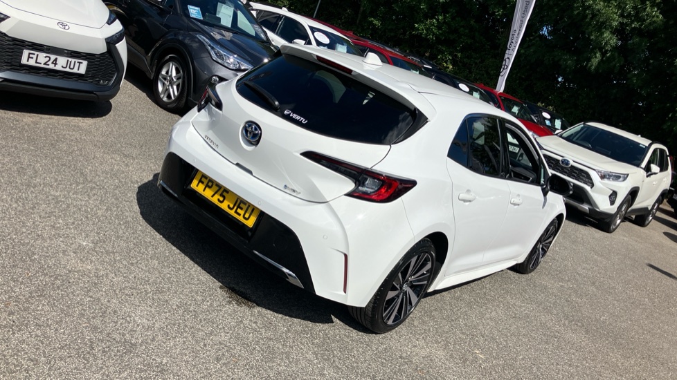 Toyota Corolla 1.8 Hybrid Design 5dr CVT Hybrid Hatchback - Image 57