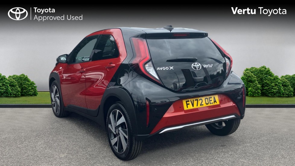 Toyota Aygo X 1.0 VVT-i Exclusive 5dr Petrol Hatchback - Image 4