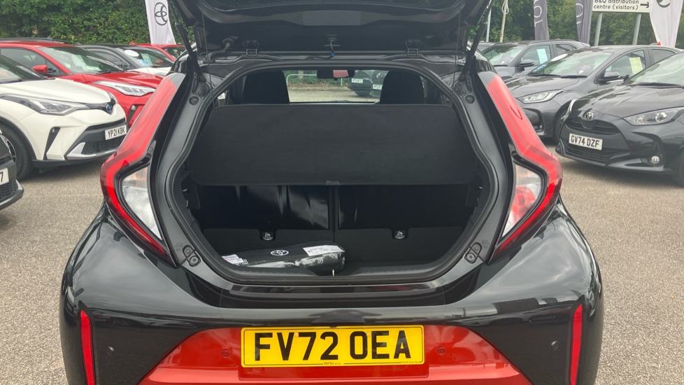 Toyota Aygo X 1.0 VVT-i Exclusive 5dr Petrol Hatchback - Image 13