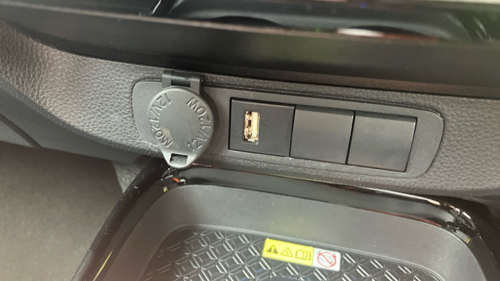 Toyota Aygo X 1.0 VVT-i Exclusive 5dr Petrol Hatchback - Image 39