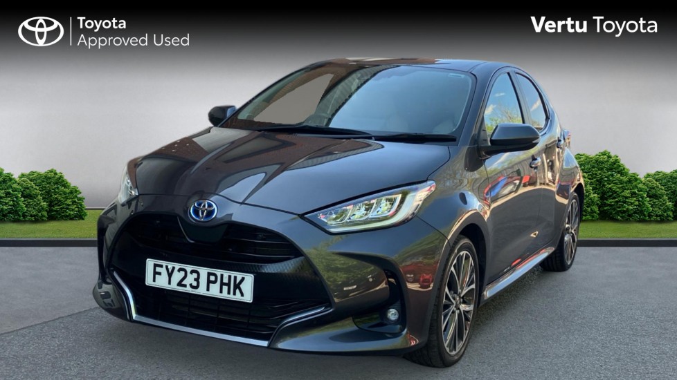 Toyota Yaris 1.5 Hybrid Excel 5dr CVT Hybrid Hatchback - Image 3