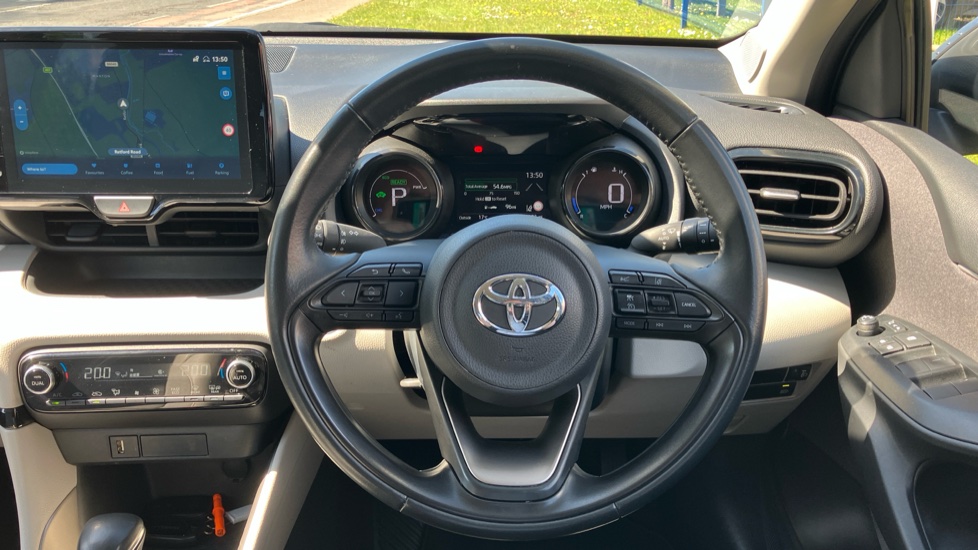 Toyota Yaris 1.5 Hybrid Excel 5dr CVT Hybrid Hatchback - Image 10