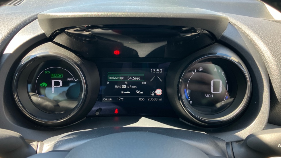 Toyota Yaris 1.5 Hybrid Excel 5dr CVT Hybrid Hatchback - Image 11