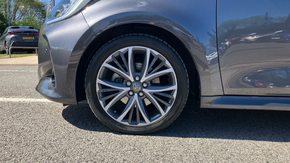 Toyota Yaris 1.5 Hybrid Excel 5dr CVT Hybrid Hatchback - Image 25