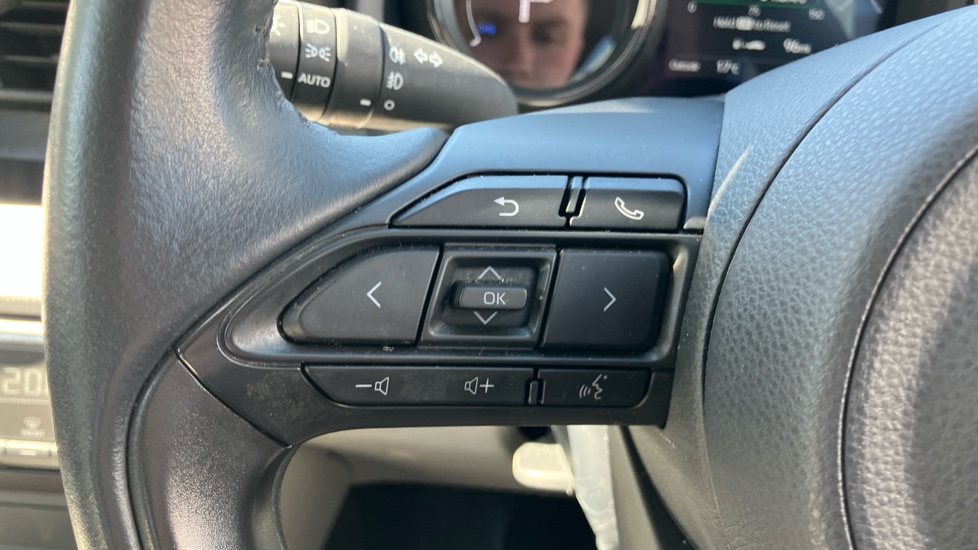Toyota Yaris 1.5 Hybrid Excel 5dr CVT Hybrid Hatchback - Image 42