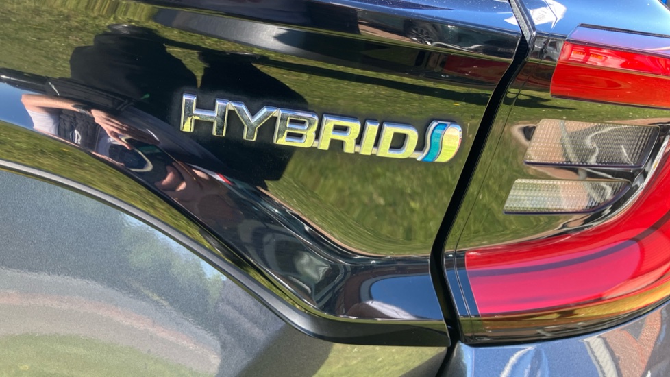 Toyota Yaris 1.5 Hybrid Excel 5dr CVT Hybrid Hatchback - Image 59