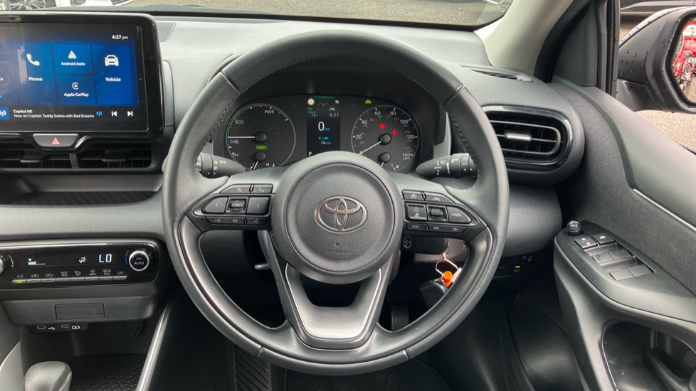 Toyota Yaris 1.5 Hybrid Icon 5dr CVT Hybrid Hatchback - Image 7