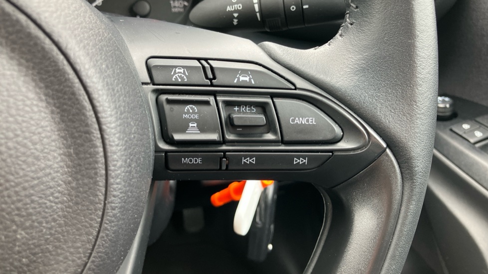 Toyota Yaris 1.5 Hybrid Icon 5dr CVT Hybrid Hatchback - Image 32