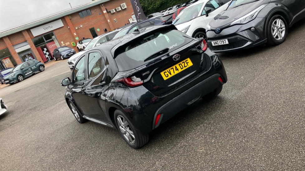 Toyota Yaris 1.5 Hybrid Icon 5dr CVT Hybrid Hatchback - Image 52