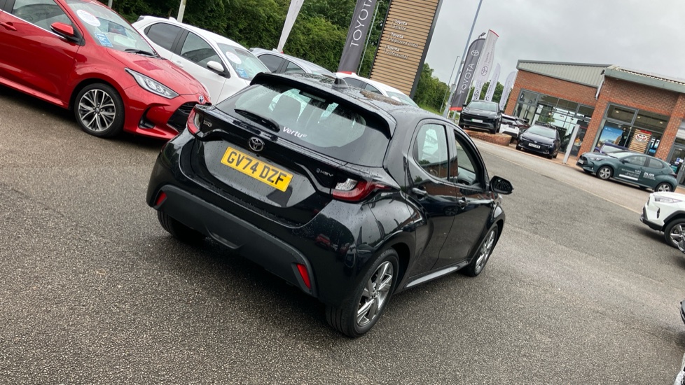 Toyota Yaris 1.5 Hybrid Icon 5dr CVT Hybrid Hatchback - Image 53