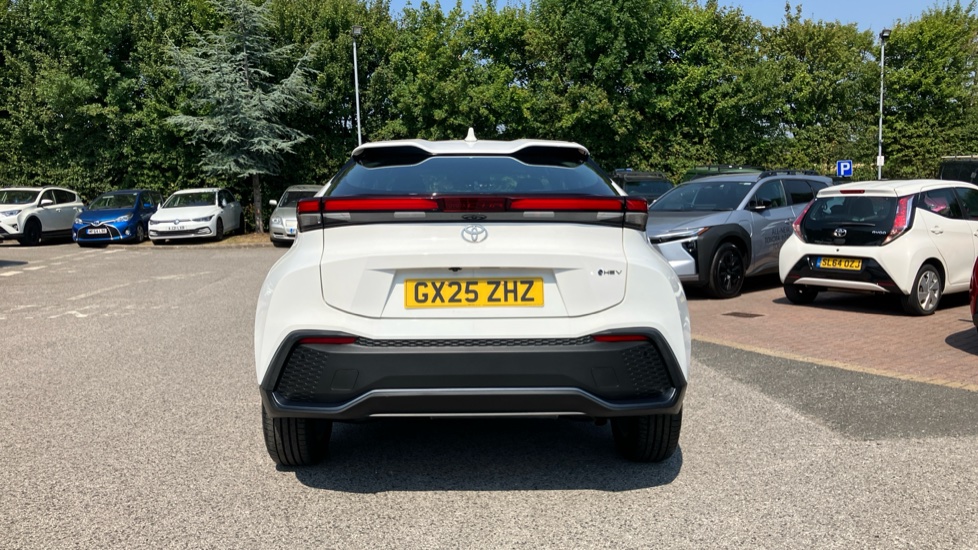 Toyota C-HR 1.8 Hybrid Icon 5dr CVT Hybrid Hatchback - Image 26
