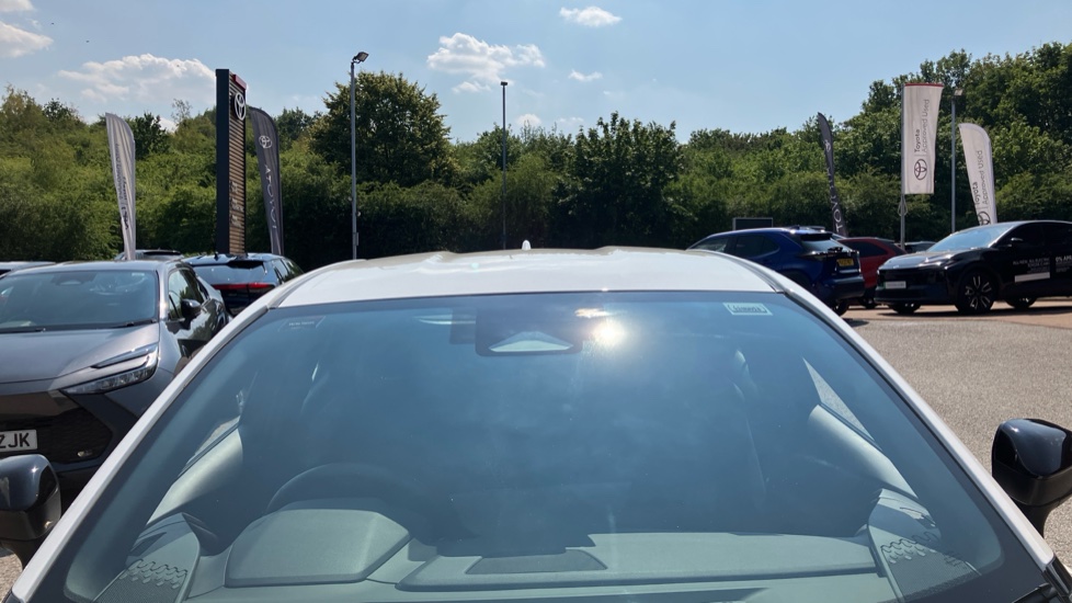 Toyota C-HR 1.8 Hybrid Icon 5dr CVT Hybrid Hatchback - Image 29