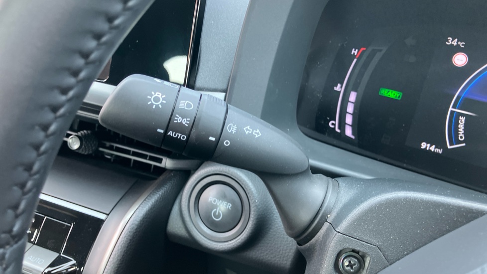 Toyota C-HR 1.8 Hybrid Icon 5dr CVT Hybrid Hatchback - Image 35