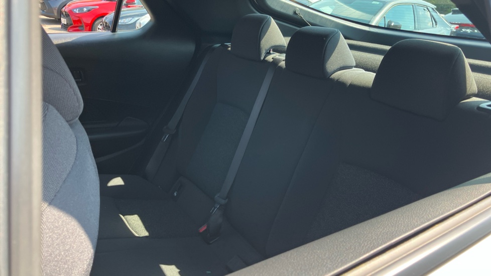 Toyota C-HR 1.8 Hybrid Icon 5dr CVT Hybrid Hatchback - Image 42