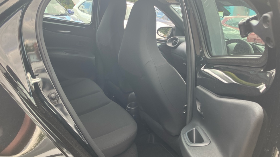 Toyota Aygo X 1.0 VVT-i Pure 5dr Auto Petrol Hatchback - Image 8