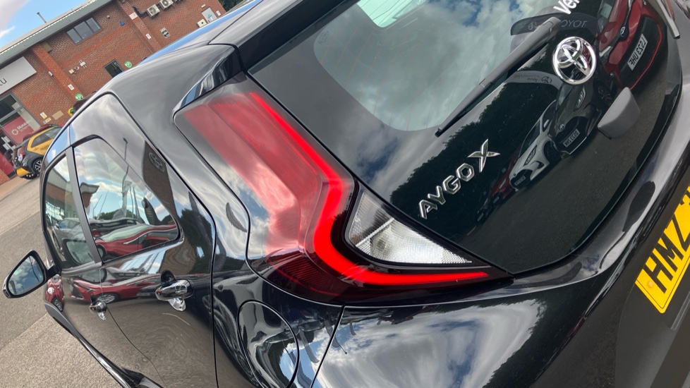 Toyota Aygo X 1.0 VVT-i Pure 5dr Auto Petrol Hatchback - Image 21