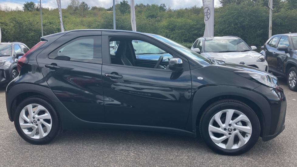 Toyota Aygo X 1.0 VVT-i Pure 5dr Auto Petrol Hatchback - Image 23