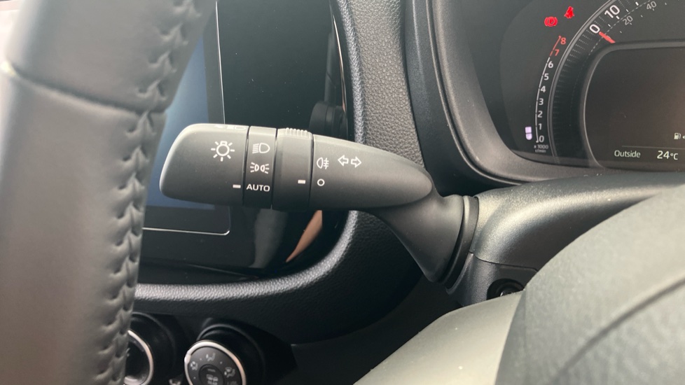 Toyota Aygo X 1.0 VVT-i Pure 5dr Auto Petrol Hatchback - Image 35