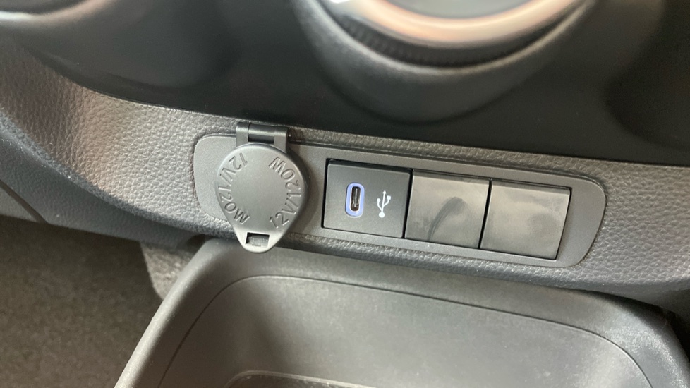 Toyota Aygo X 1.0 VVT-i Pure 5dr Auto Petrol Hatchback - Image 39