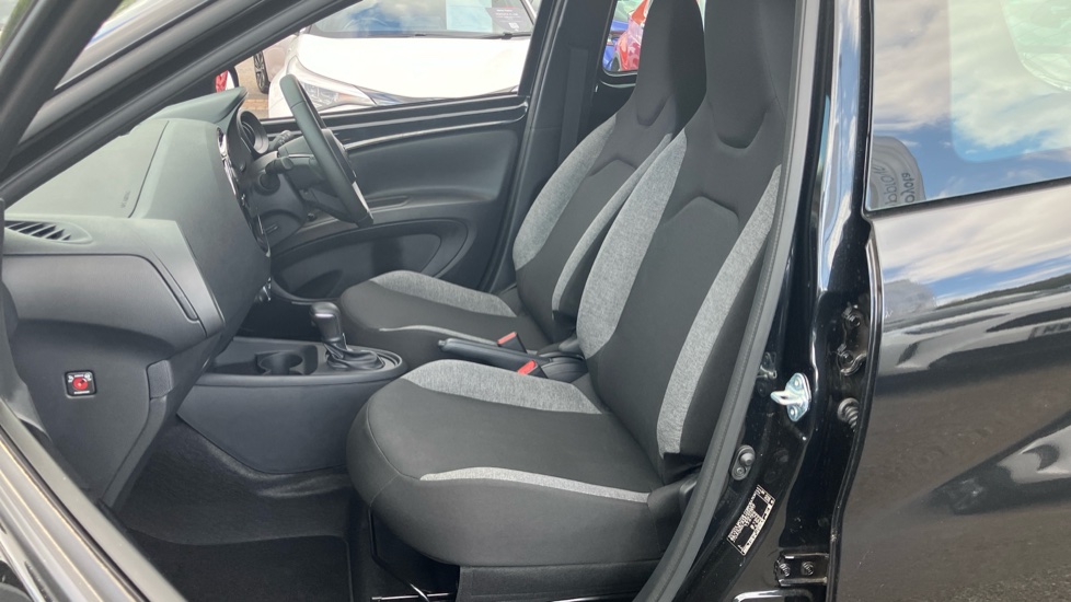 Toyota Aygo X 1.0 VVT-i Pure 5dr Auto Petrol Hatchback - Image 59