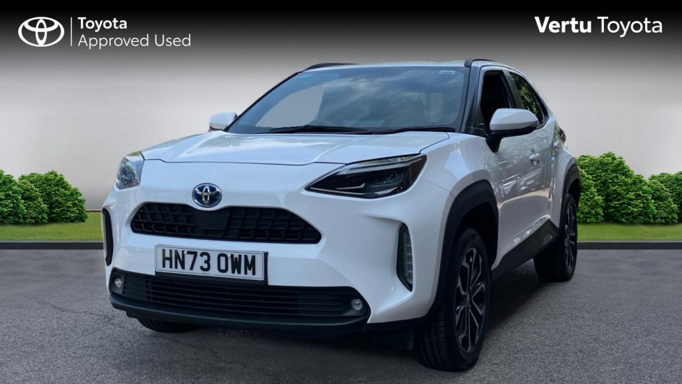 Toyota Yaris Cross 1.5 Hybrid Design 5dr CVT Hybrid Estate - Image 3