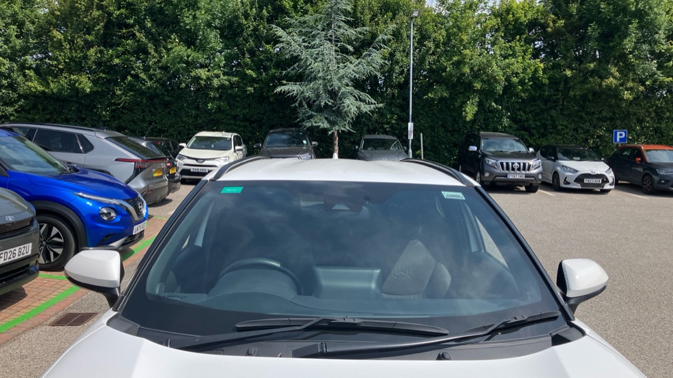 Toyota Yaris Cross 1.5 Hybrid Design 5dr CVT Hybrid Estate - Image 29
