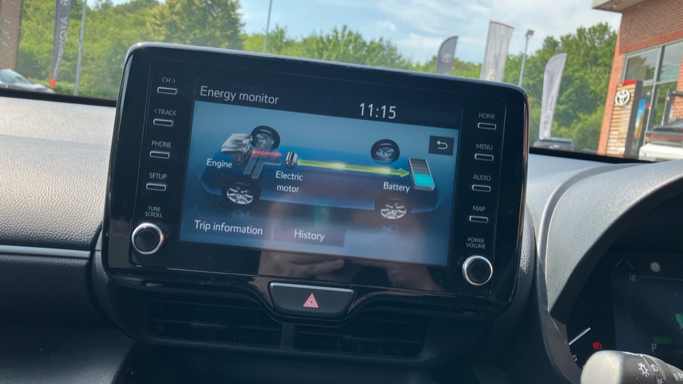 Toyota Yaris Cross 1.5 Hybrid Design 5dr CVT Hybrid Estate - Image 46