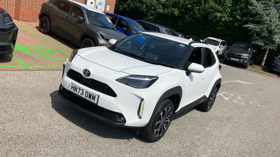 Toyota Yaris Cross 1.5 Hybrid Design 5dr CVT Hybrid Estate - Image 51