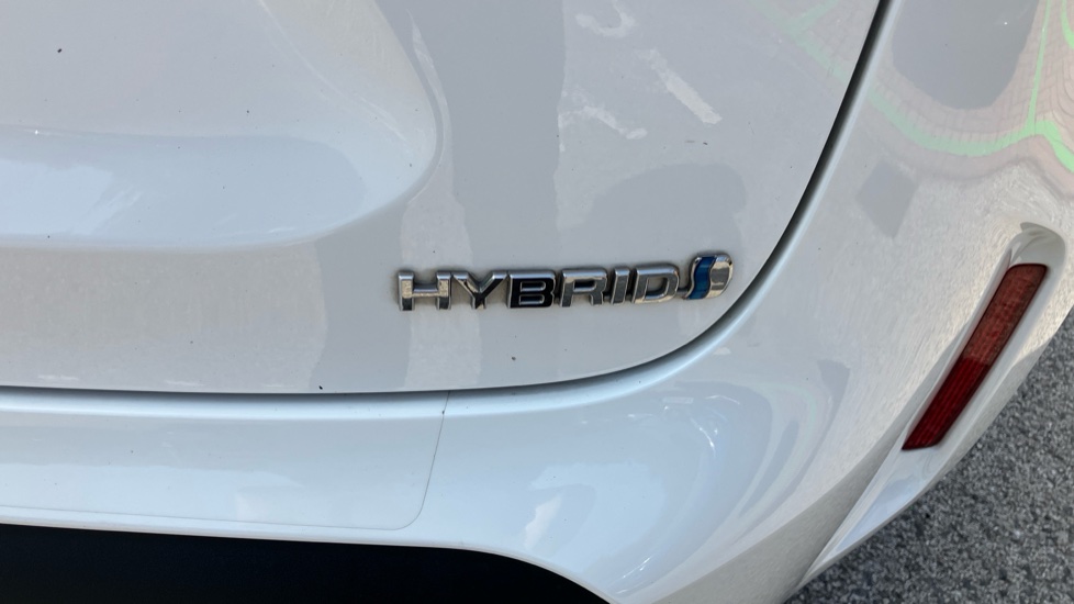 Toyota Yaris Cross 1.5 Hybrid Design 5dr CVT Hybrid Estate - Image 59
