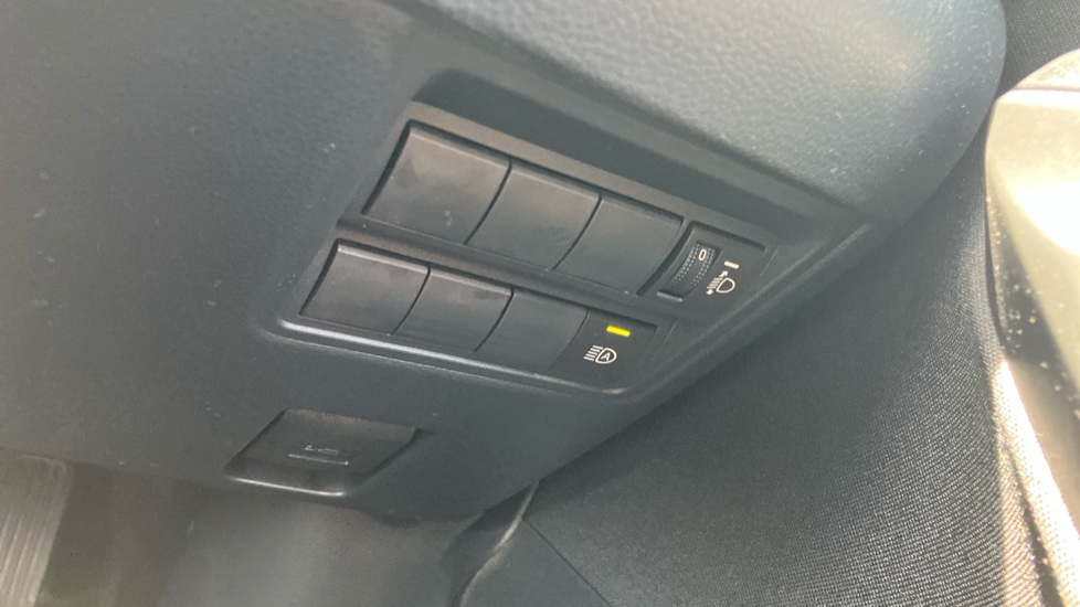 Toyota Yaris Cross 1.5 Hybrid Design 5dr CVT Hybrid Estate - Image 66