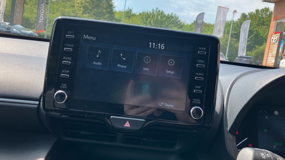 Toyota Yaris Cross 1.5 Hybrid Design 5dr CVT Hybrid Estate - Image 69