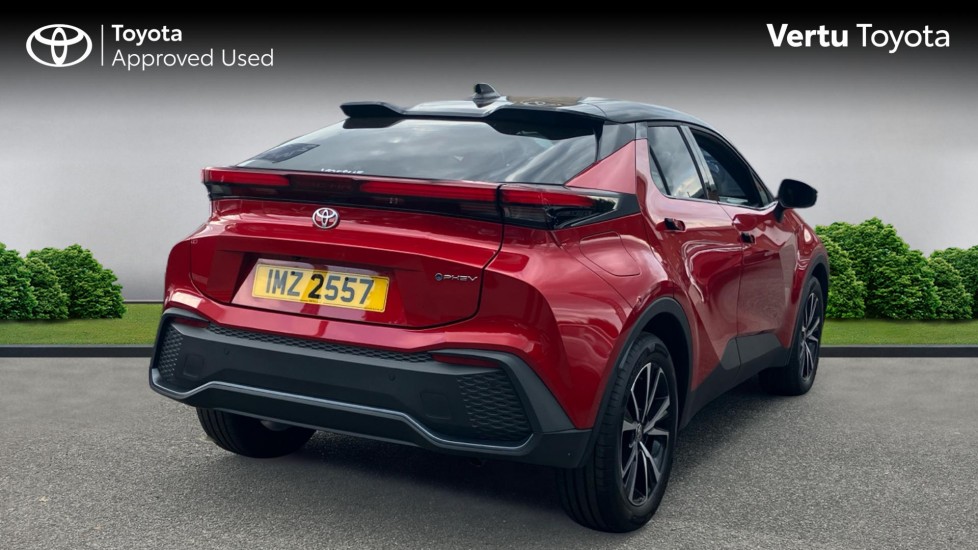 Toyota C-HR 2.0 PHEV Design 5dr CVT Hatchback - Image 2