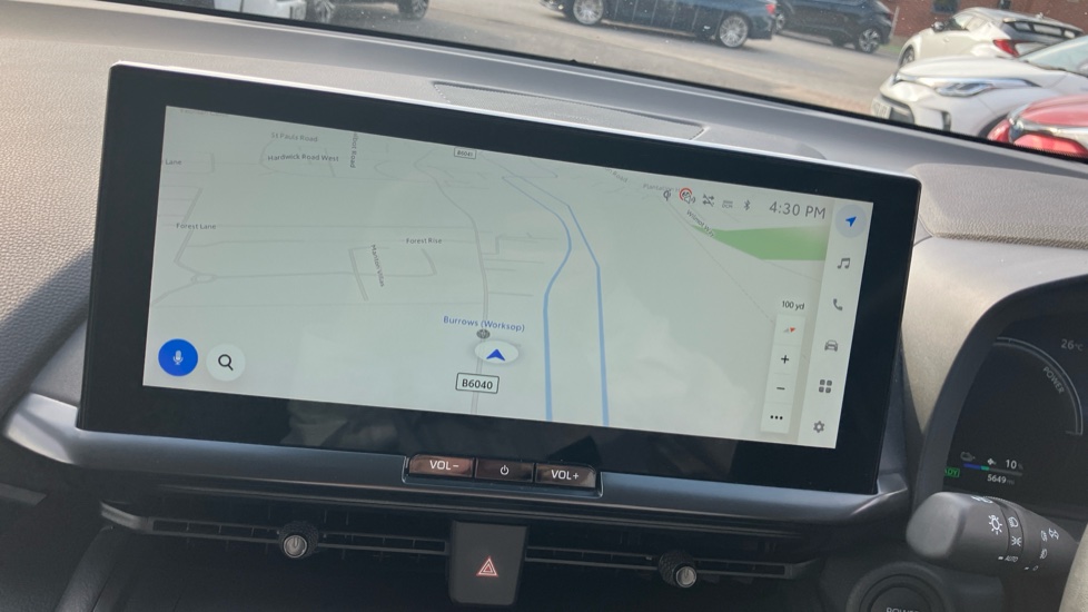 Toyota C-HR 2.0 PHEV Design 5dr CVT Hatchback - Image 9