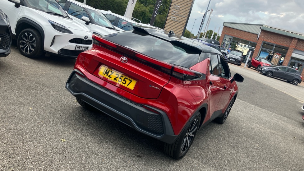 Toyota C-HR 2.0 PHEV Design 5dr CVT Hatchback - Image 57