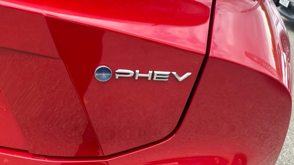 Toyota C-HR 2.0 PHEV Design 5dr CVT Hatchback - Image 61