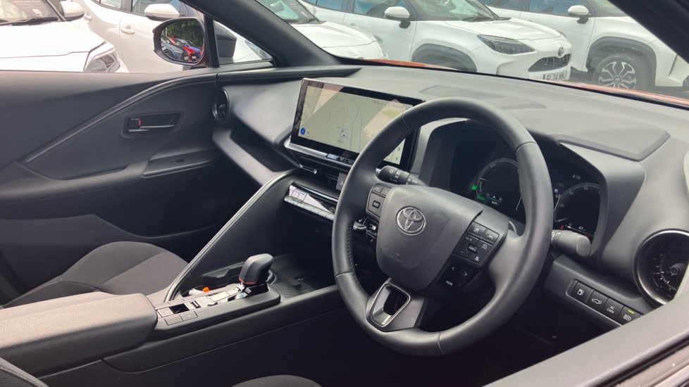 Toyota C-HR 2.0 PHEV Design 5dr CVT Hatchback - Image 64