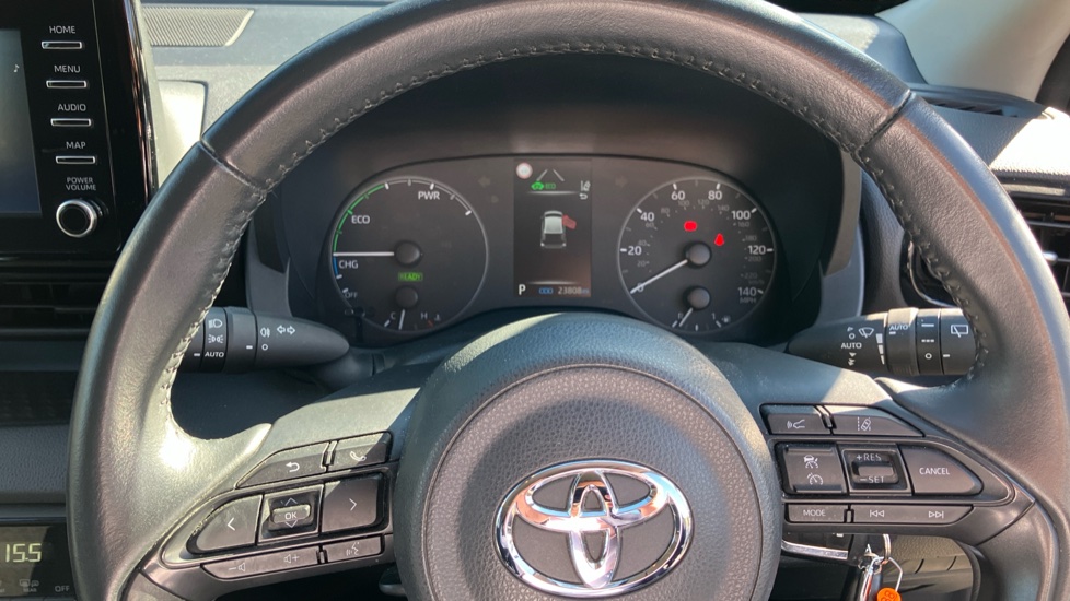 Toyota Yaris 1.5 Hybrid Icon 5dr CVT Hybrid Hatchback - Image 10