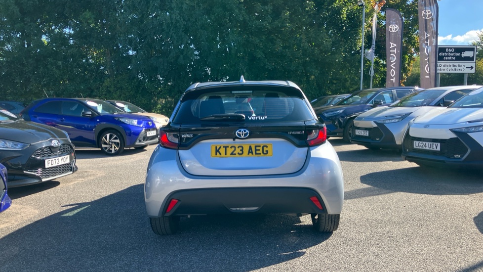 Toyota Yaris 1.5 Hybrid Icon 5dr CVT Hybrid Hatchback - Image 26
