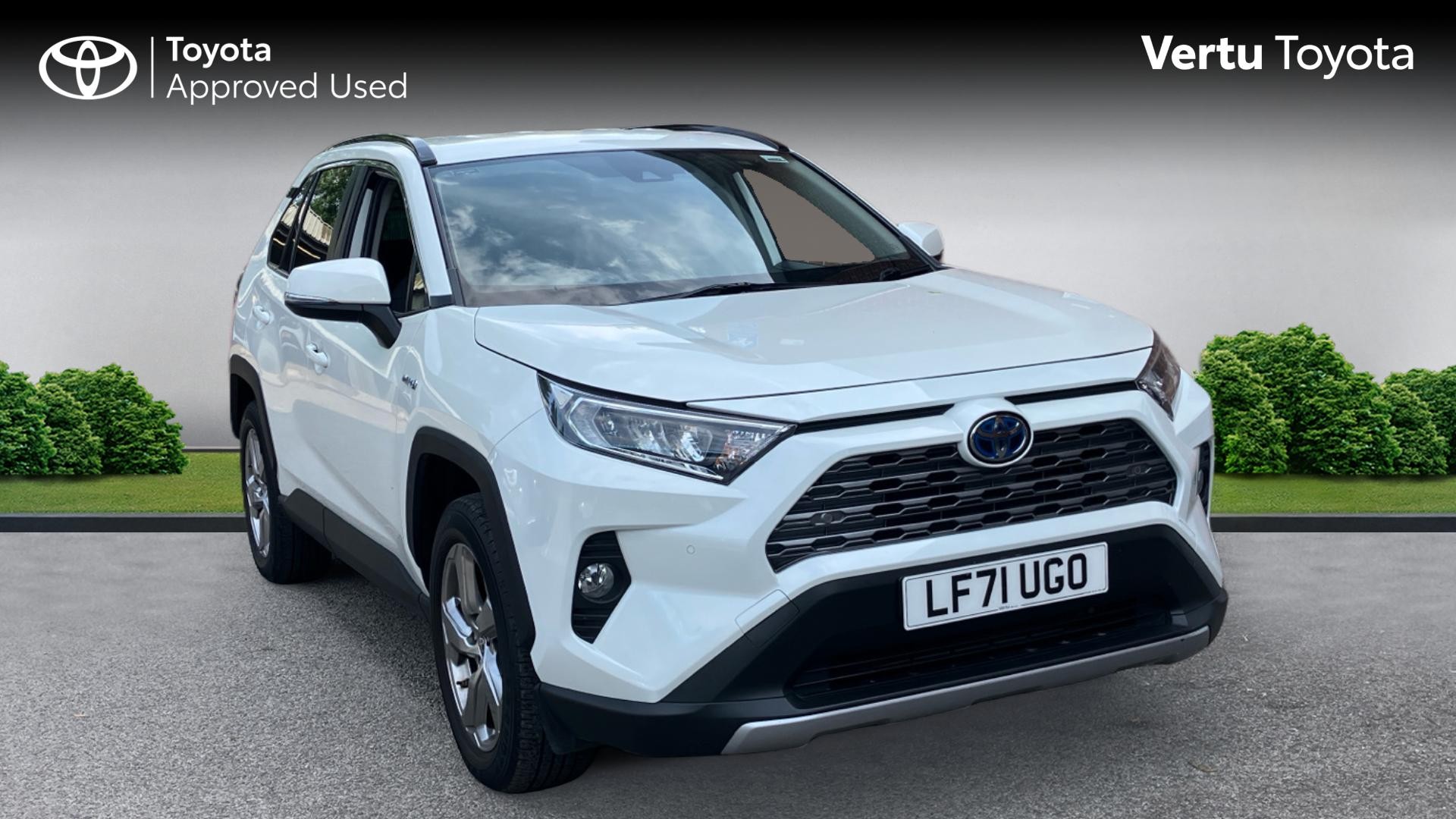 Toyota RAV4 listing photo